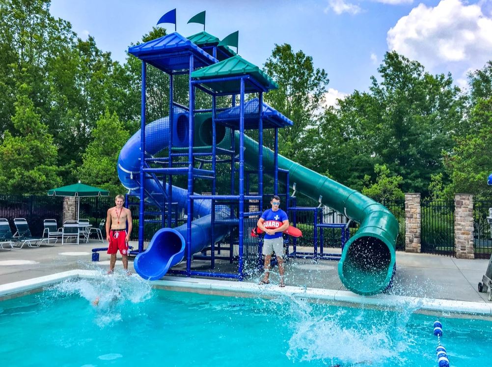 The Red Sea Water Slide - Image 4