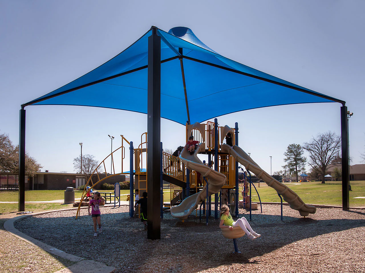 Sahara Roof Shade Structure with 4 Posts - Image 4