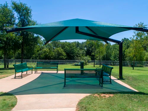 Single Post Pyramid Cantilever Shade Structure - Image 5
